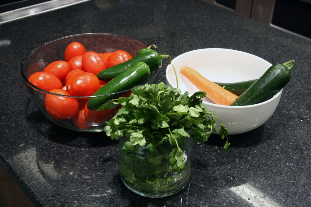 picado de la comida en mise en place